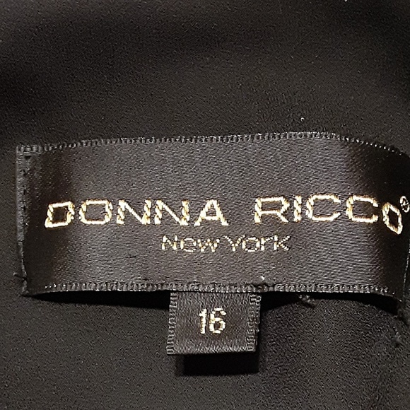 Donna Ricco New York Blouse & Skirt Set - Picture 7 of 7